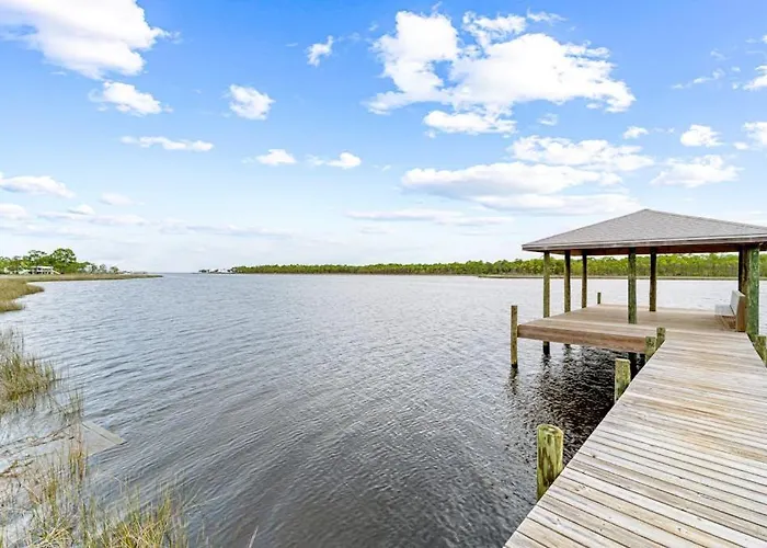 Holiday home Gorgeous Family Plenty Of Space Family-friendly & Close To Everything Pensacola