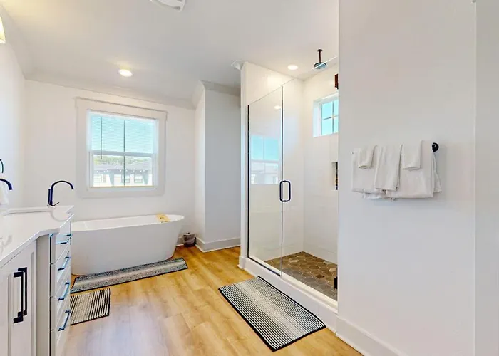 Holiday home Gorgeous Family Plenty Of Space Family-friendly & Close To Everything Pensacola