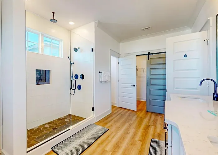 Holiday home Gorgeous Family Plenty Of Space Family-friendly & Close To Everything Pensacola